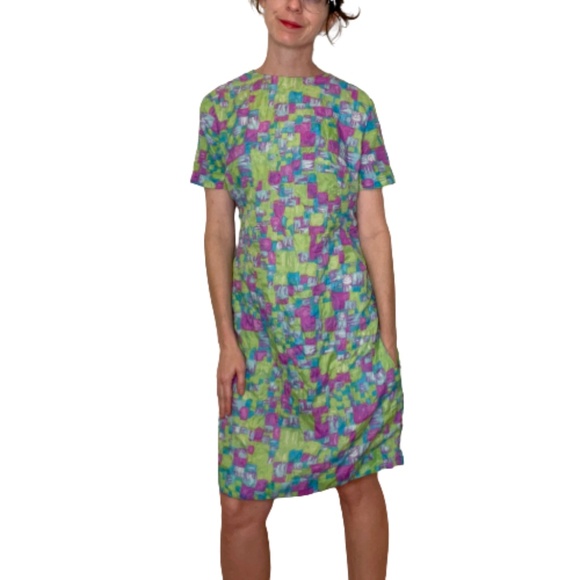 1970s Mod Neon Dress Size Medium quilt print colorful shift - Picture 2 of 14